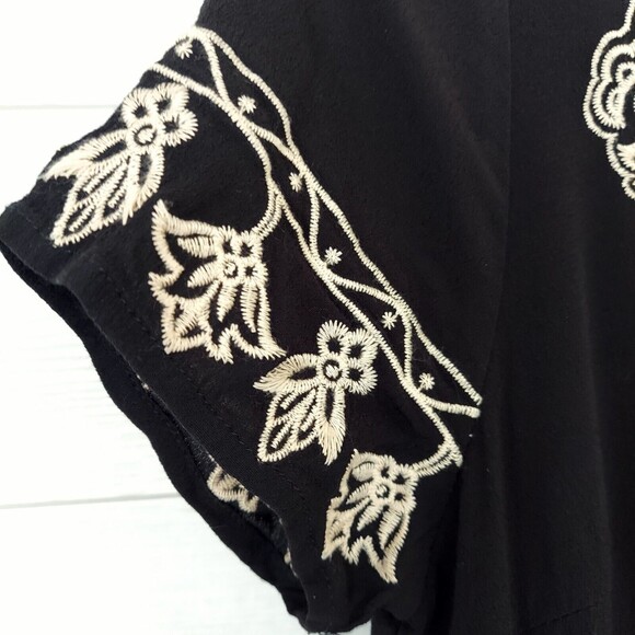 Lulus Medium Dress Black Embroidered Shift Short Sleeve - Picture 2 of 11